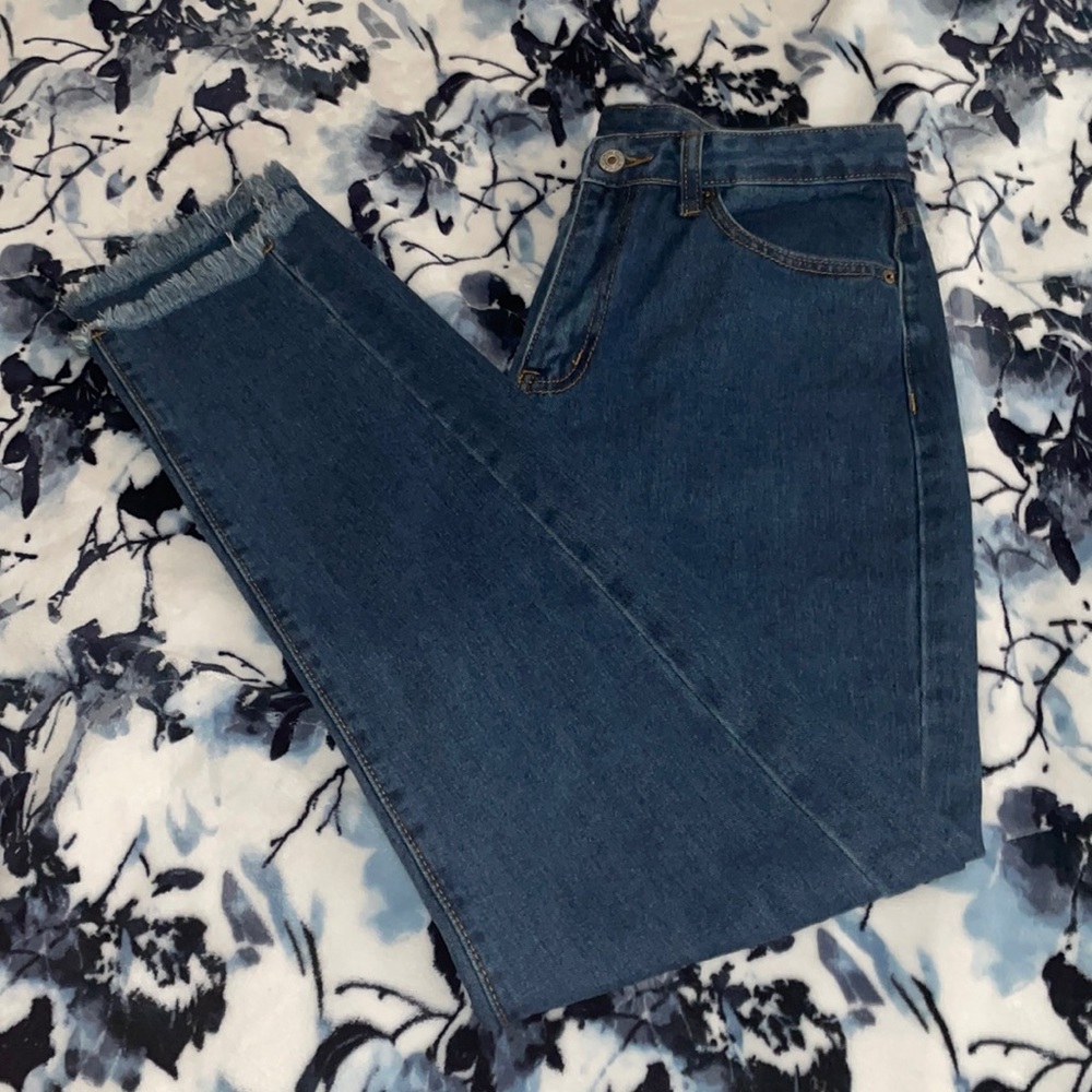 High Waisted Raw Hem Straight Leg Jeans✨